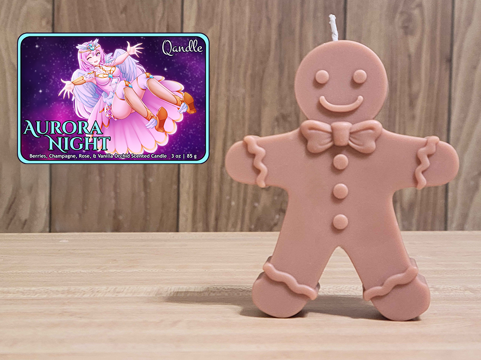 Aurora Night Gingerbread Man Candle