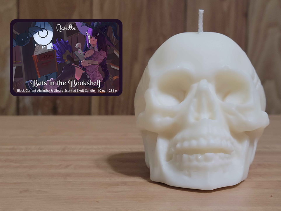 Bats in the Bookshelf Skull Candle