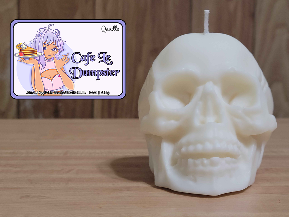 Cafe Le Dumpster Skull Candle