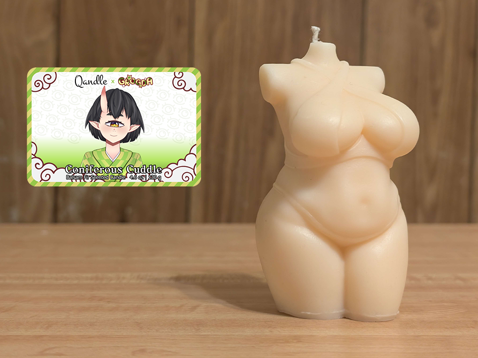 Coniferous Cuddle Curvy Body Candle