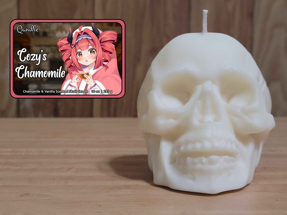 Cozy's Chamomile Skull Candle