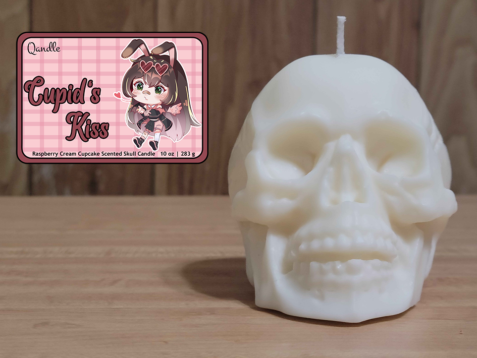 Cupid's Kiss Skull Candle