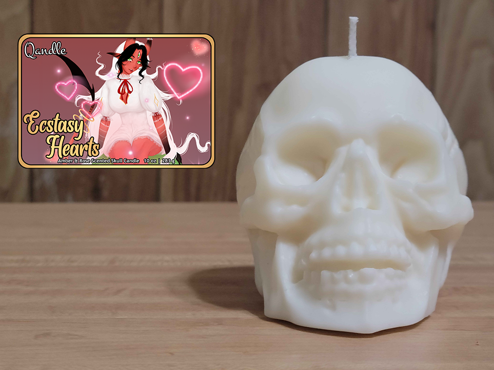 Ecstasy Hearts Skull Candle