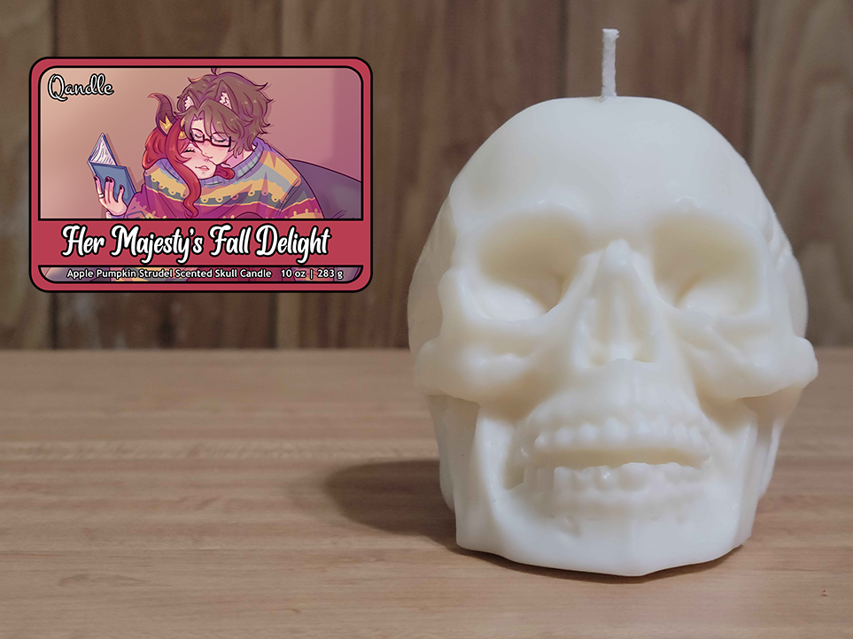 Her Majesty's Fall Delight Skull Candle