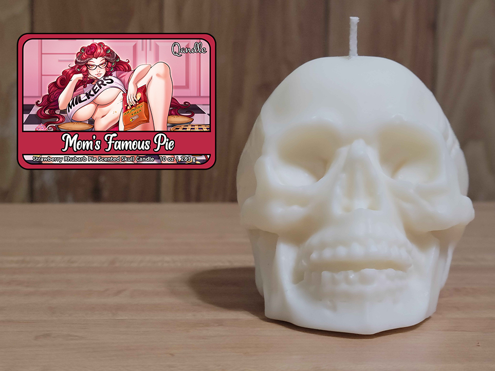 Mom's Famous Pie Skull Candle