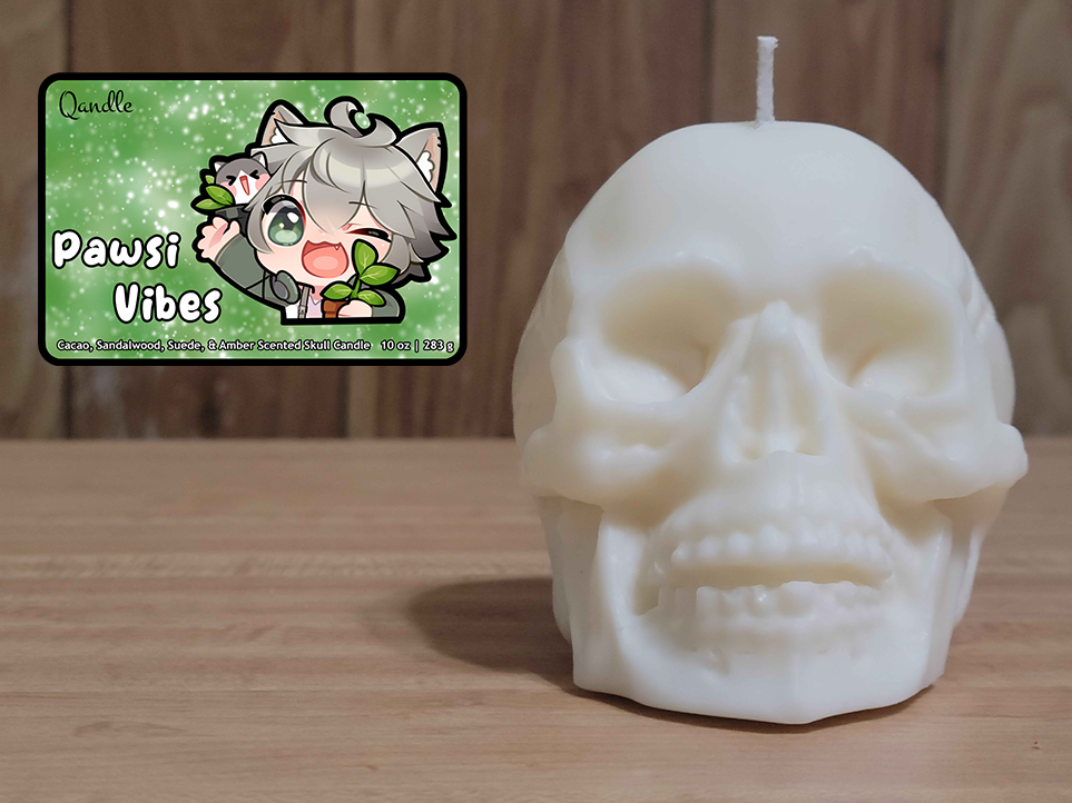 Pawsi Vibes Skull Candle