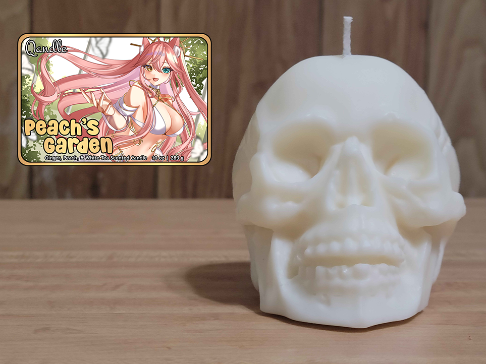 Peach's Garden Skull Candle