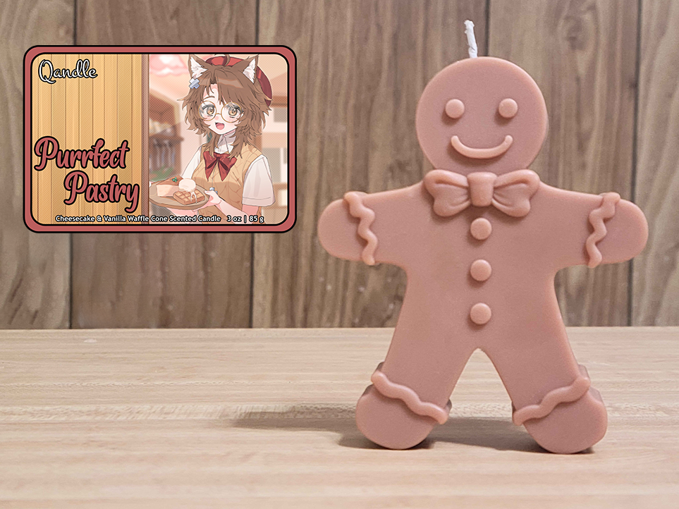 Purrfect Pastry Gingerbread Man Candle