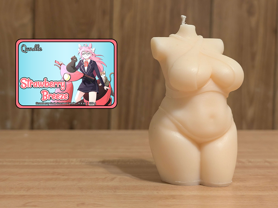 Strawberry Breeze Curvy Body Candle