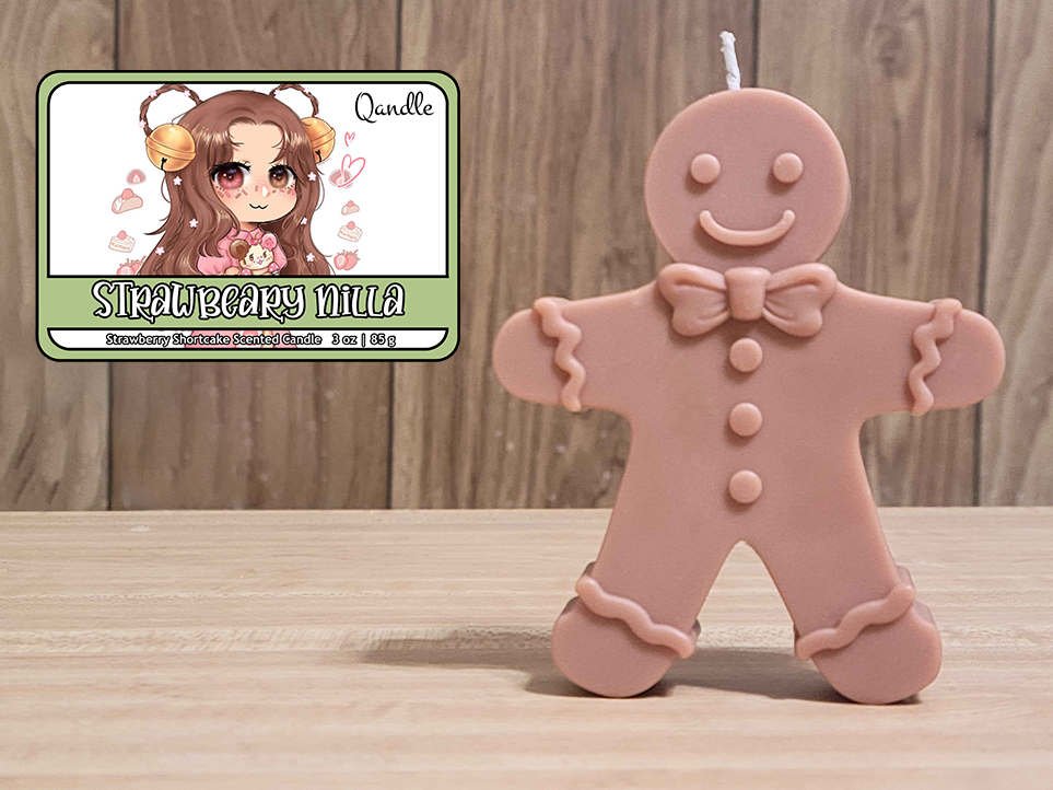 Strawbeary Nilla Gingerbread Man Candle