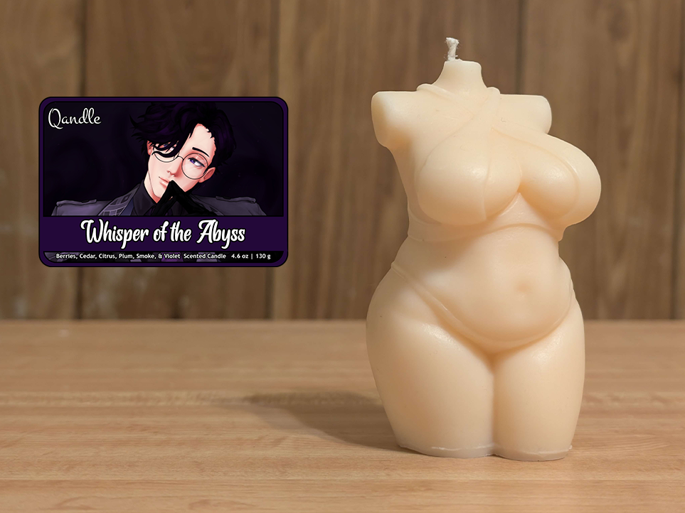 Whisper of the Abyss Curvy Body Candle